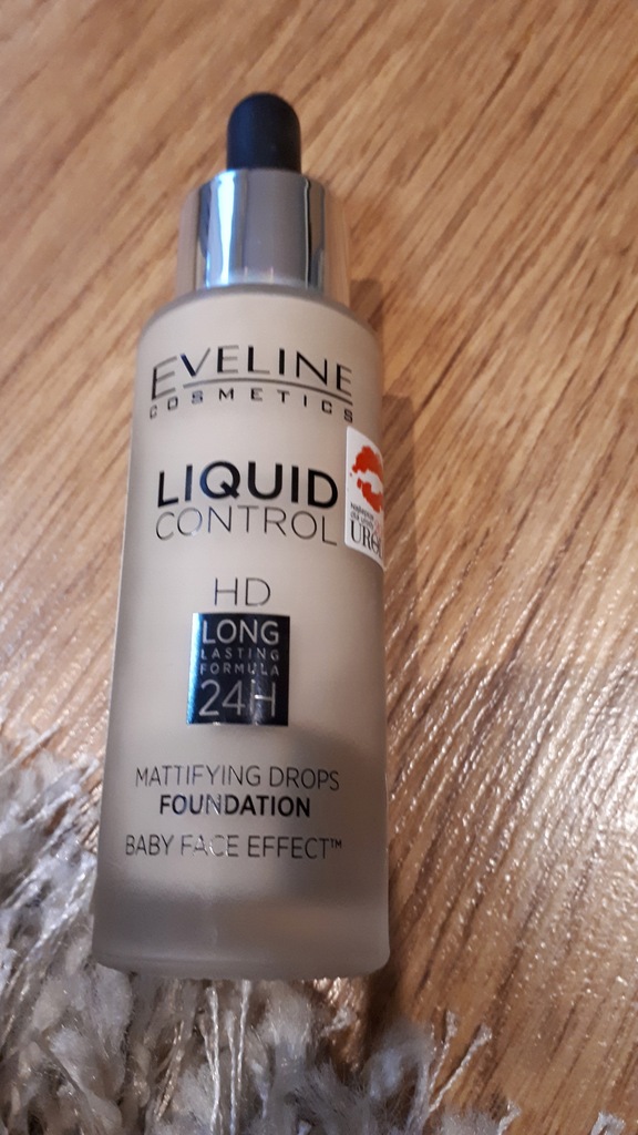 Podkład Eveline liquid control 010 light beige