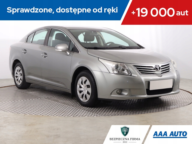 Toyota Avensis 1.8 Valvematic, Klima, Klimatronic