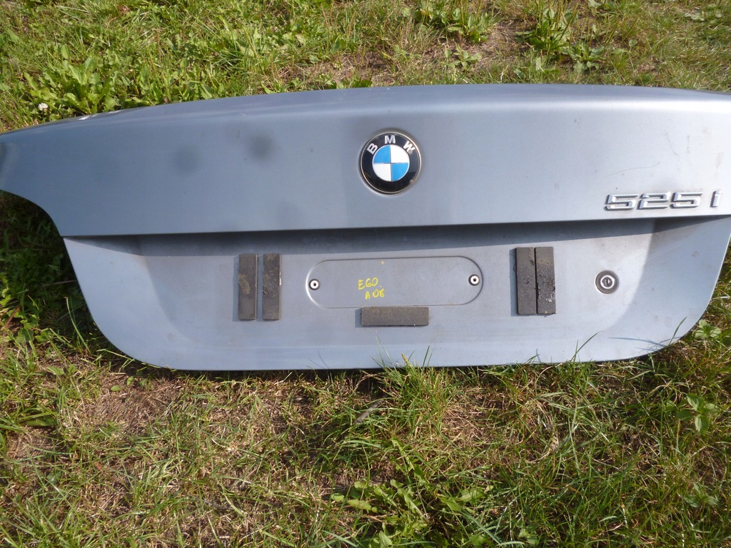 BMW E60 525i KLAPA TYŁ SEDAN SILBERGRAU A08 7576067391