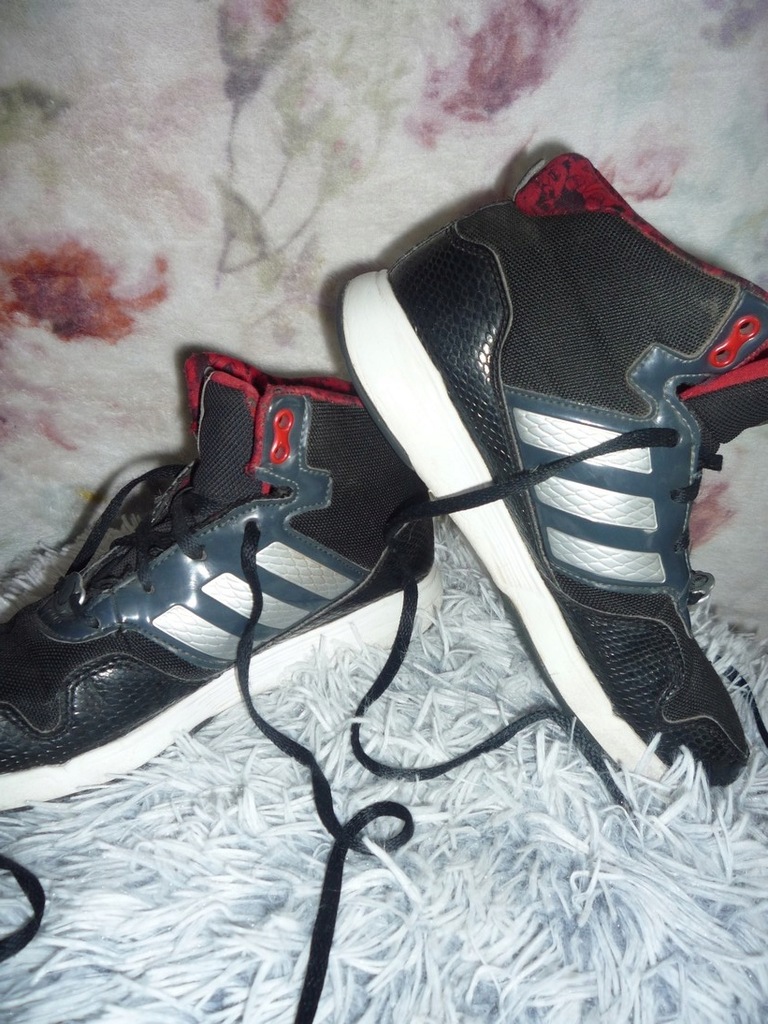 ADIDAS R. 35