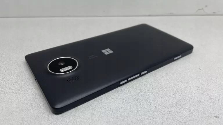 Купить ТЕЛЕФОН МАЙКРОСОФТ LUMIA 950 XL: отзывы, фото и характеристики ...