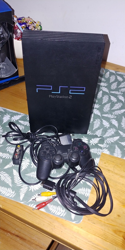 Playstation 2 FAT SCPH-30003 R + pad + okablowanie