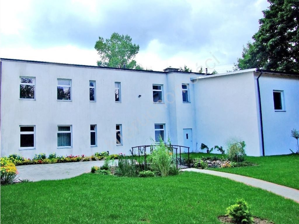 Lokal usługowy, Głuchów, Głuchów (gm.), 818 m²