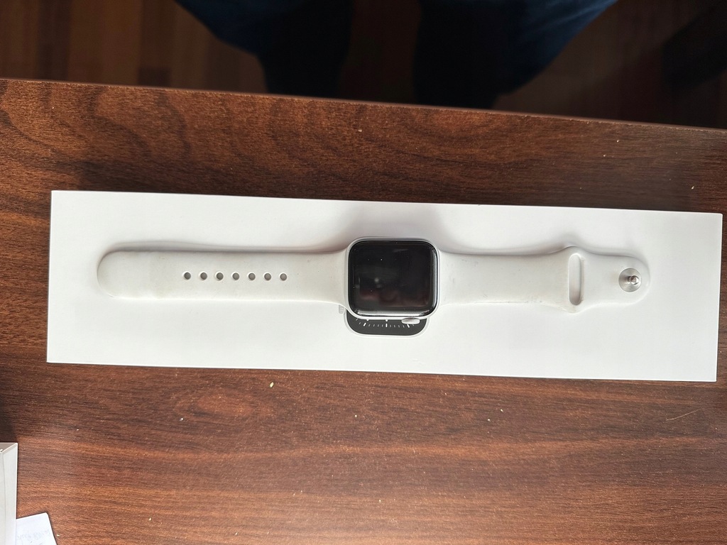 Sprzedam apple watch serii 6 - uszkodzony BCM