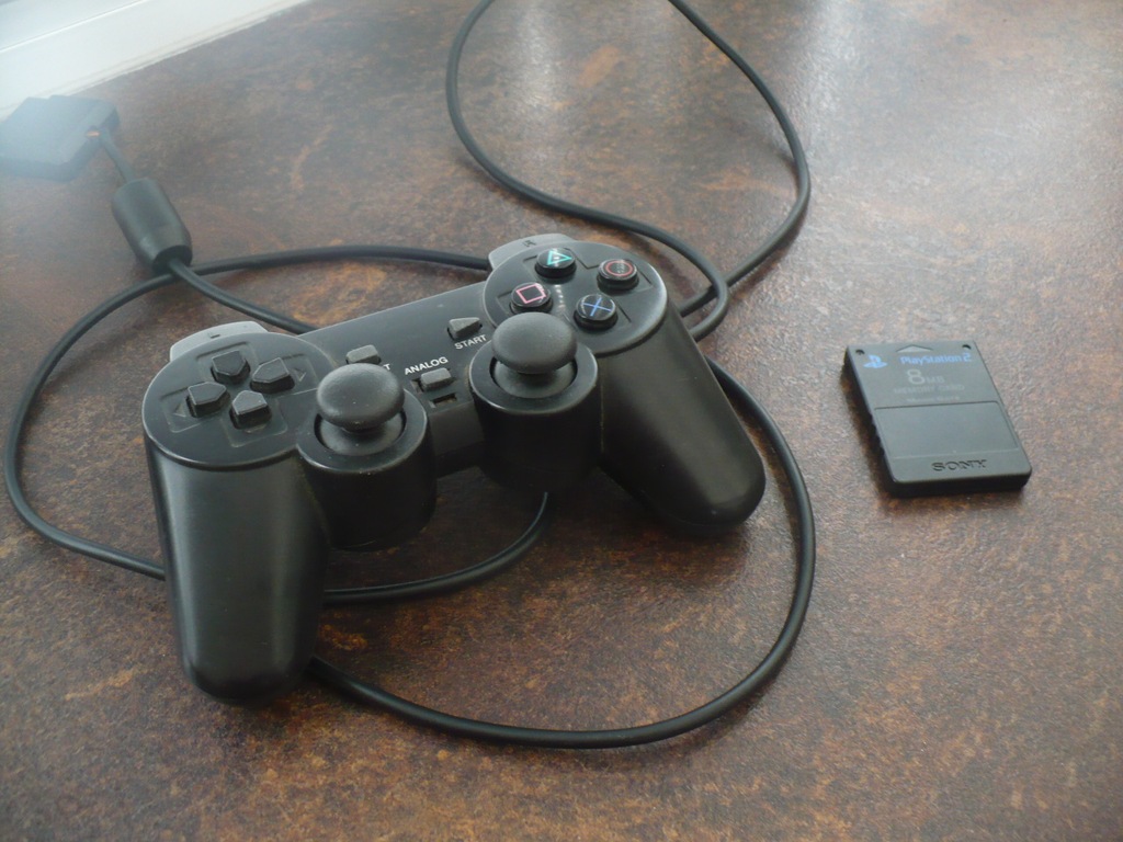Sony Karta pamięci PlayStation PS 2 pad podstawka