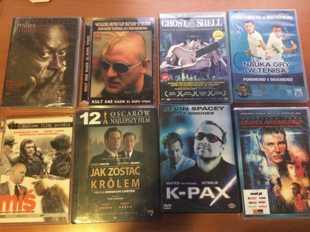 Zestaw filmów (fabuła, muzyczne, dokument) na DVD