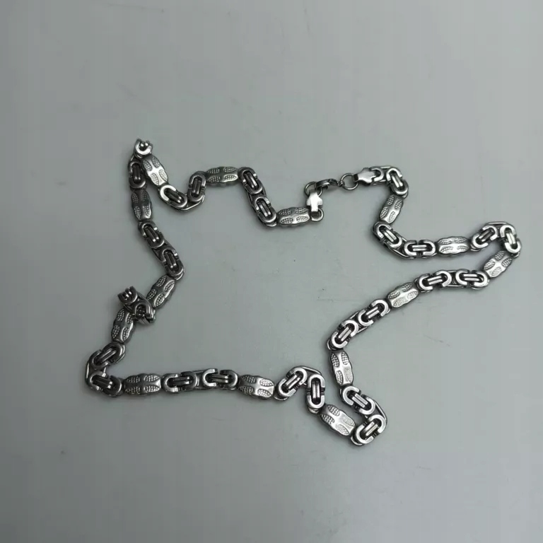 STALOWY NASZYJNIK - NIE ZNANY MATERIAŁ