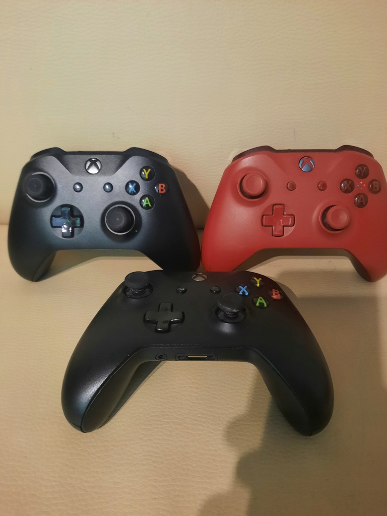 ZESTAW 3 KONTROLERÓW PADÓW|XBOX ONE | GIERCOWNIA