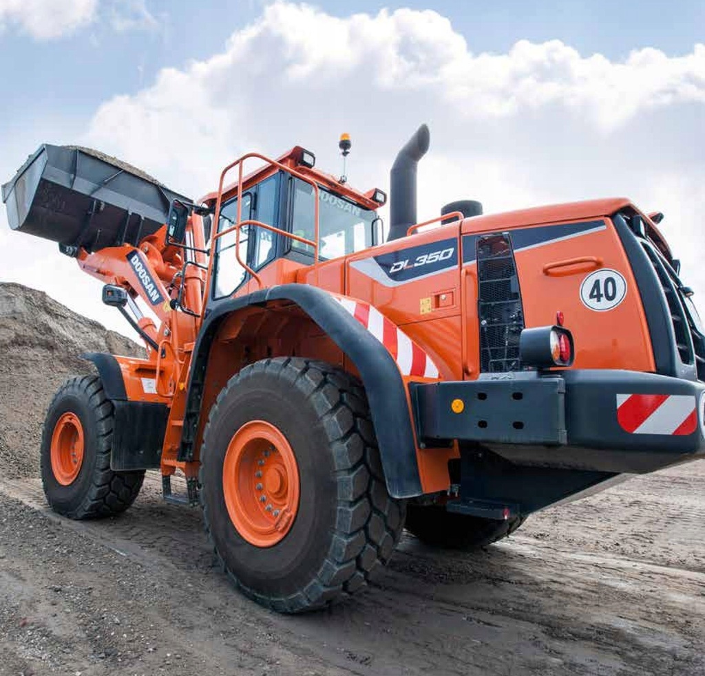Doosan DL300-5 ładowarka kołowa