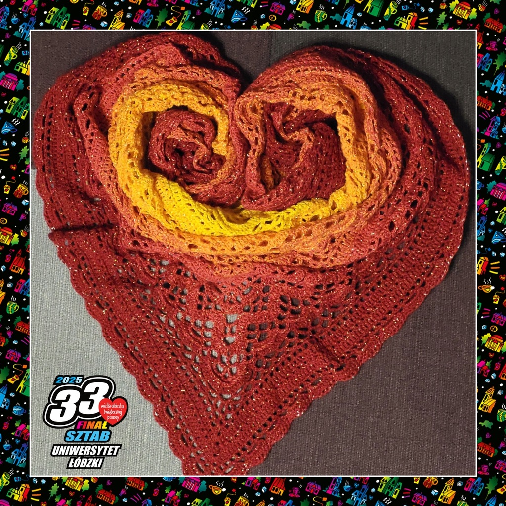 Ażurowa, delikatna chusta z błyszczącym lureksem