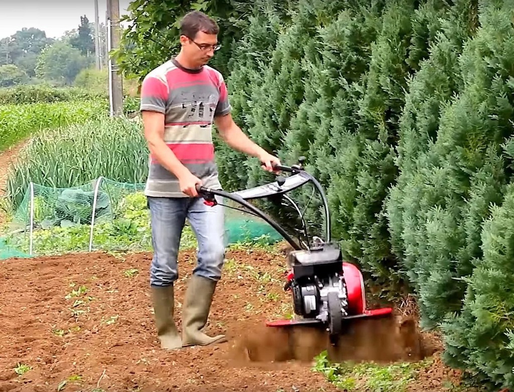 Glebogryzarka PUBERT VARIO 40H SUPER SILNIK HONDA