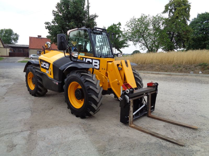 JCB Ładowarka teleskopowa 531 70 | 533 105 8327526398 Archiwalne: Ładowarka Teleskopowa JCB 533 Gotowa do pracy