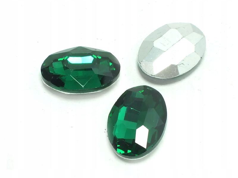 Szklany kamień fasetowany owal 14x10 EmeraldF-4s