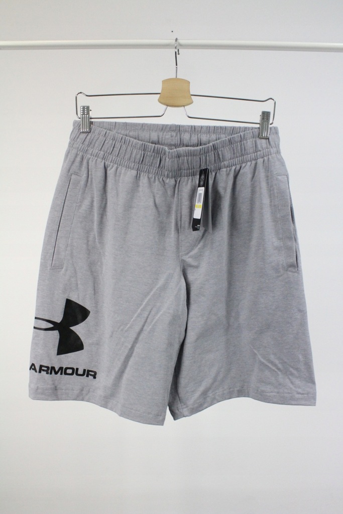 AD-4-10-4 UNDER ARMOUR SPODENKI SPORTOWE M