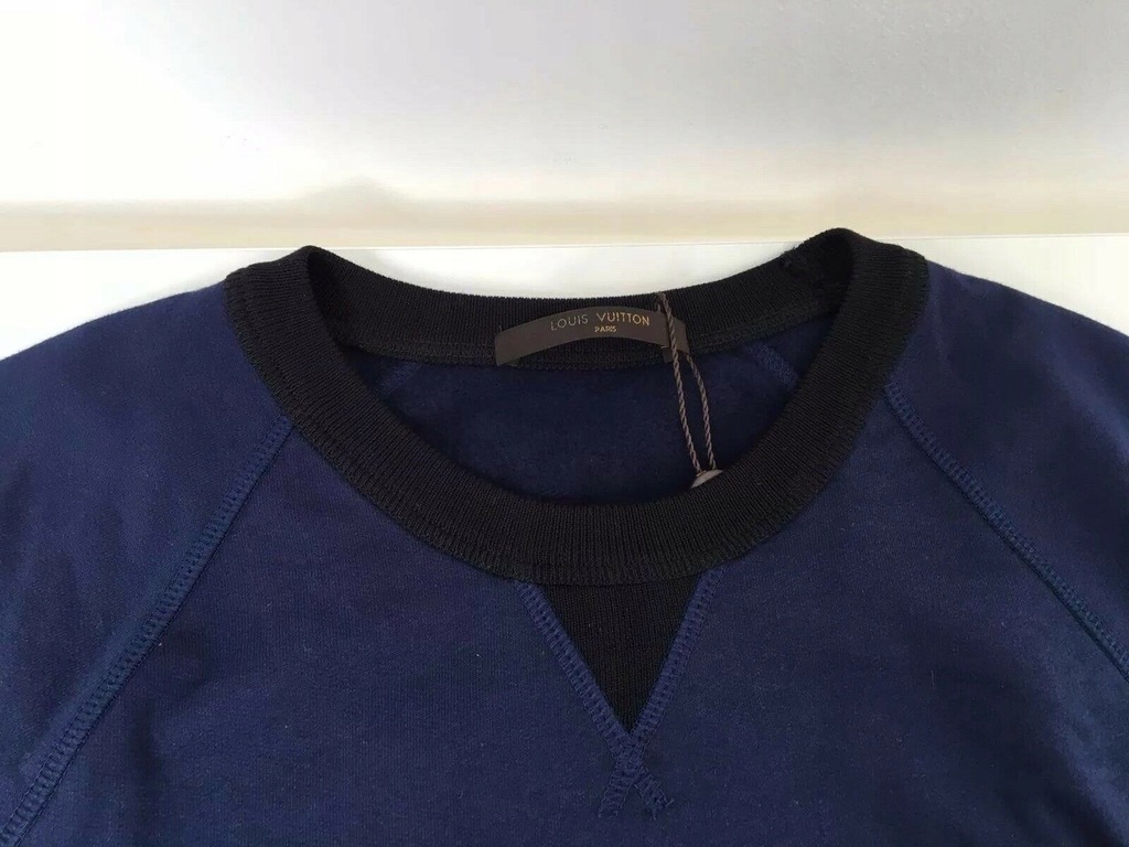 Wełniana męska bluza Louis Vuitton z naszywkami – luxuriaco