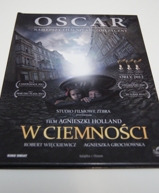 W CIEMNOŚCI Agnieszka Holland Oscar! DVD + książka