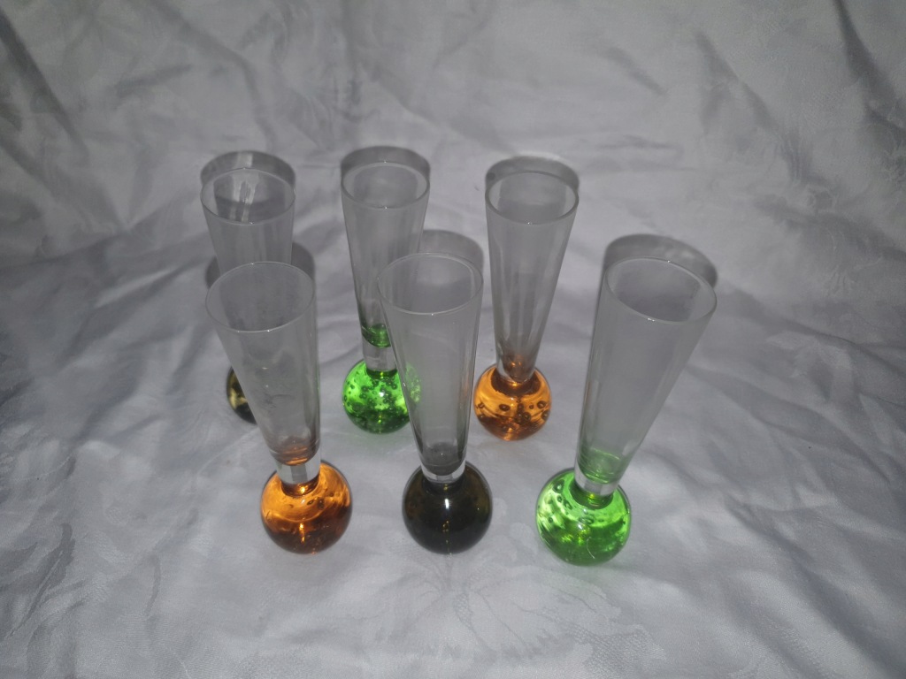 Wazoniki szklane Komplet 6 sztuk