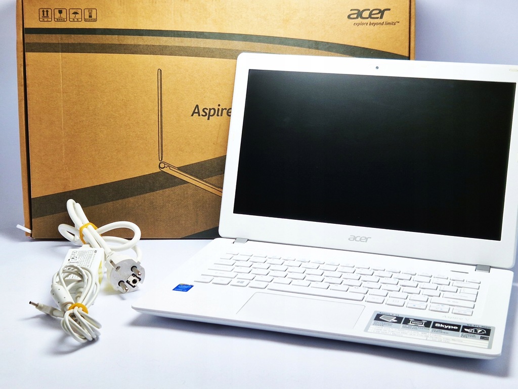 Laptop Acer V3-371 13,3" i3 4 /500GB biały