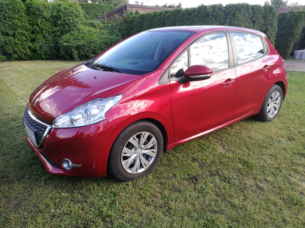 PEUGEOT 208 (CA_, CC_) 1.2 82 KM