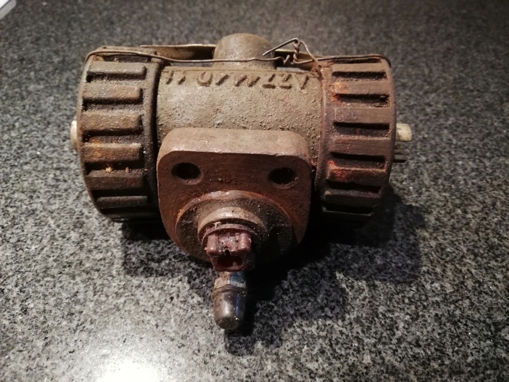 Cylinderek hamulcowy Star 66 660 27 28 tylny NOWY