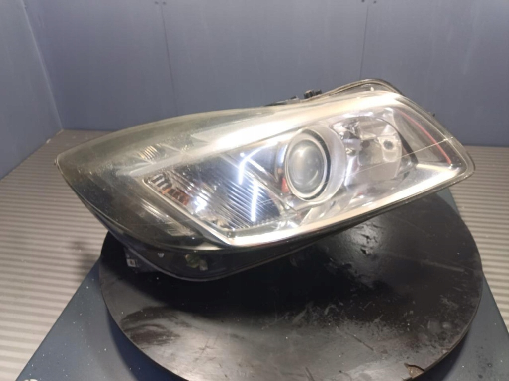 OPEL INSIGNIA A REFLEKTOR LAMPA PRAWY PRZÓD XENON