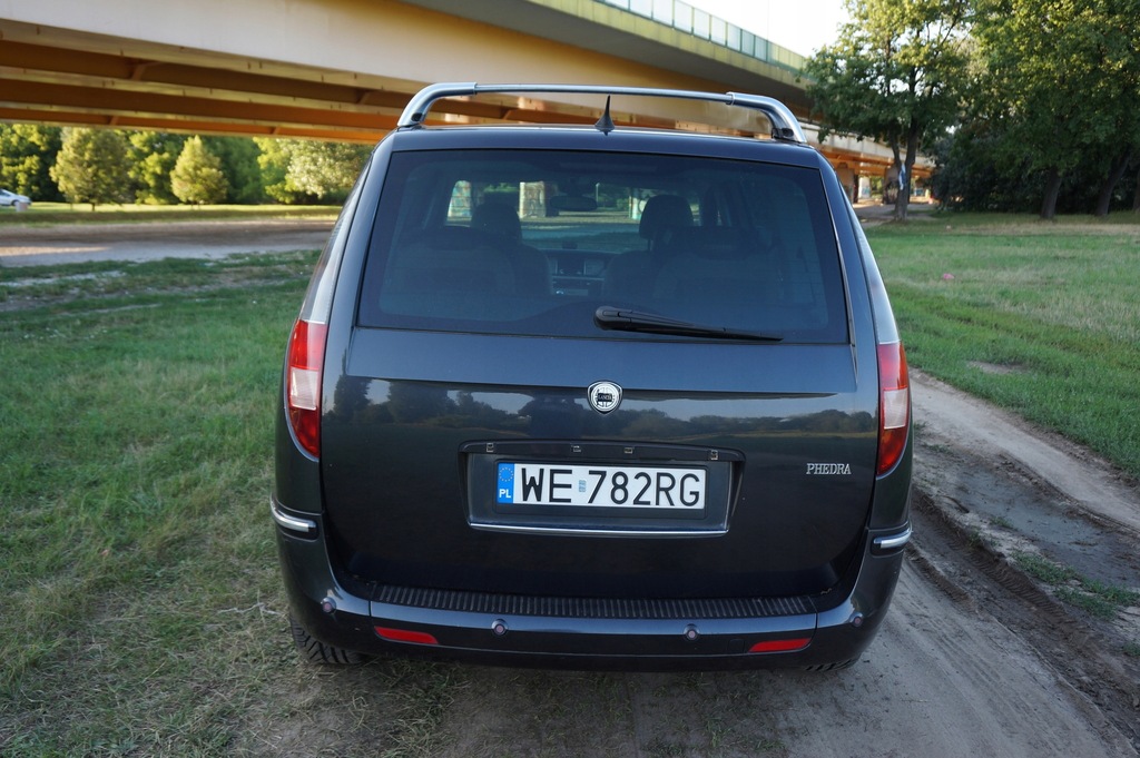 Купить LANCIA PHEDRA 2.0 JTD/HDi 120 л.с. 174 тыс. км 2006 г.: отзывы, фото, характеристики в интерне-магазине Aredi.ru