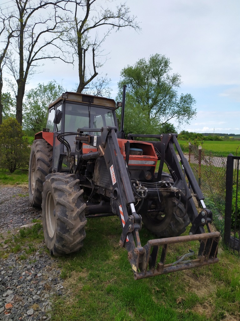 Ursus 1224/1204