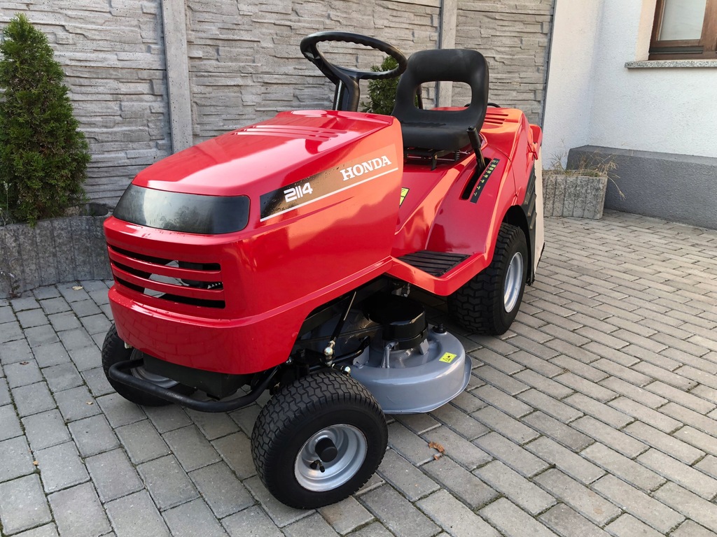 Kosiarka traktorek HONDA 2114 2CYL. Z POMPĄ OLEJU