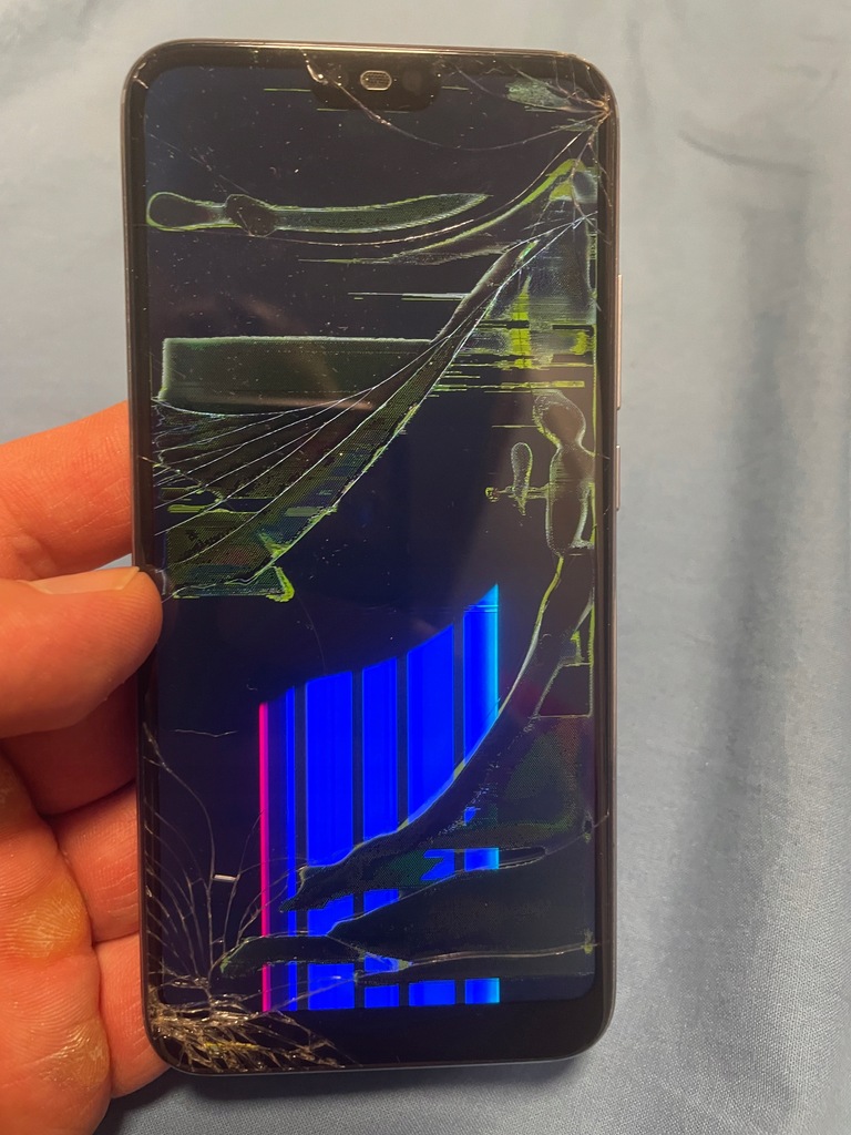 Smartfon Huawei Honor 10 4 GB / 64 GB 4G (LTE) Uszkodzony!
