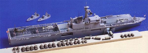 Japoński ciężki okręt desantowy LST-4002 Shimo
