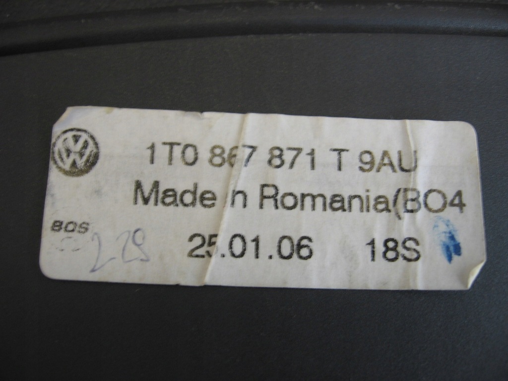 Roleta bagażnika VW TOURAN 1T0 2006r 7 osób. F.VAT