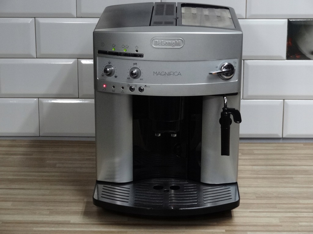 DELONGHI MAGNIFICA ESAM 3200.S EKSPRES AUTOMAT GW