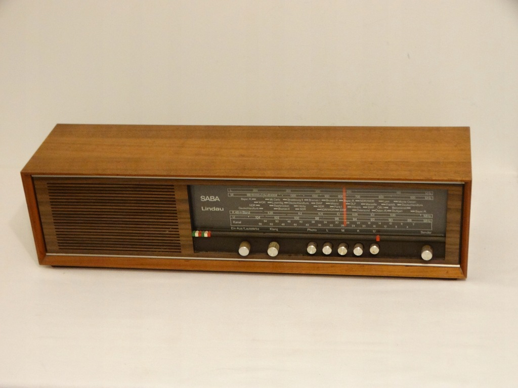 Radioodbiornik tzw. stołowy SABA LINDAU G Rok:1971