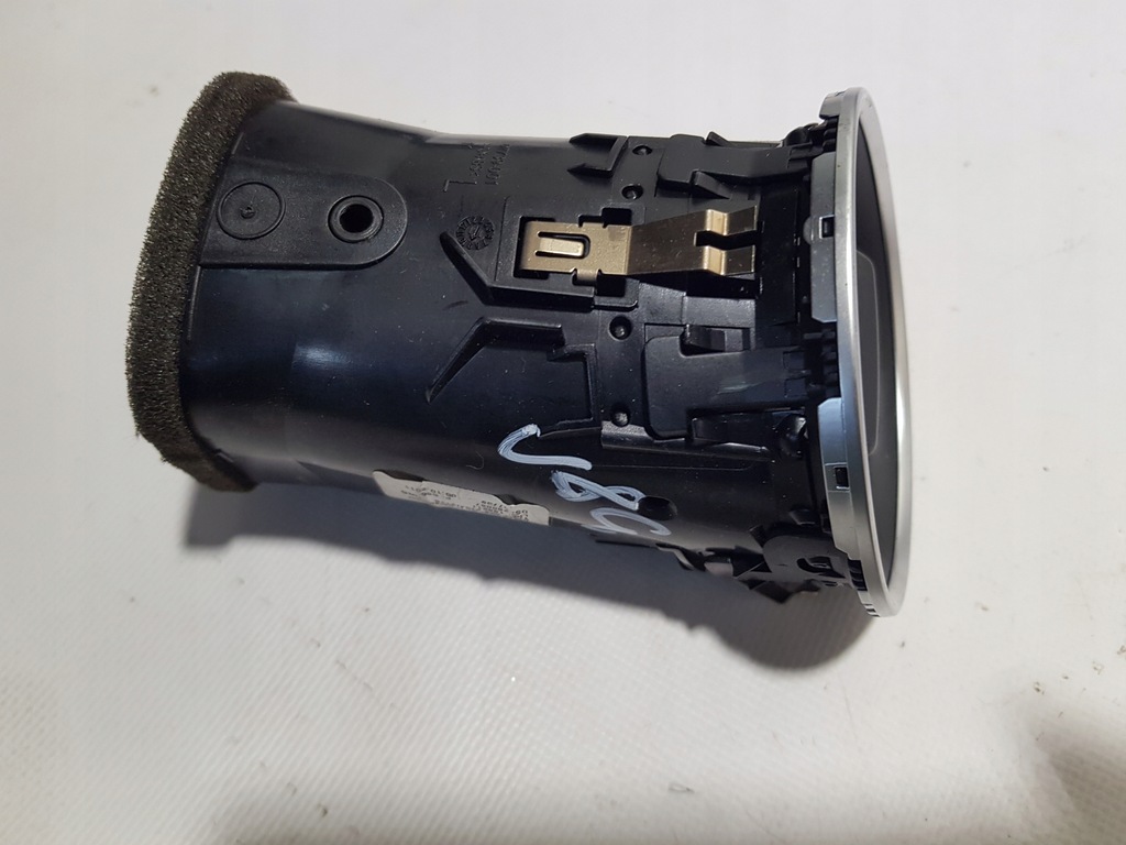 MERCEDES W204 LIFT KRATKA NAWIEWU LEWA A2048306754