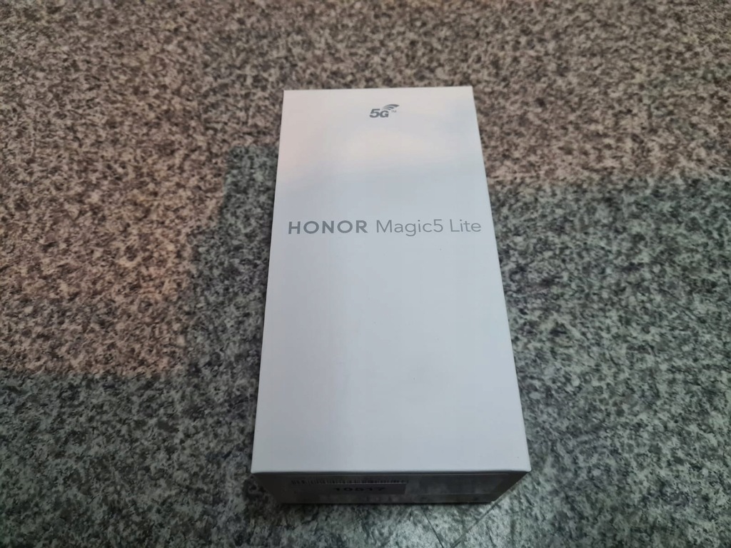 Smartfon Honor Magic5 Lite 8 GB / 256 GB czarny JAK NOWY !! STAN IDEALNY !