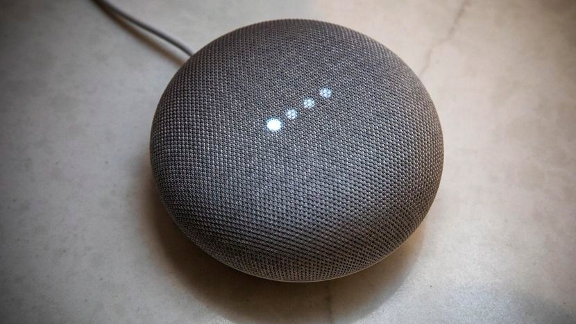 Купить Умная колонка Google Home Mini мел белый: отзывы, фото, характеристики в интерне-магазине Aredi.ru