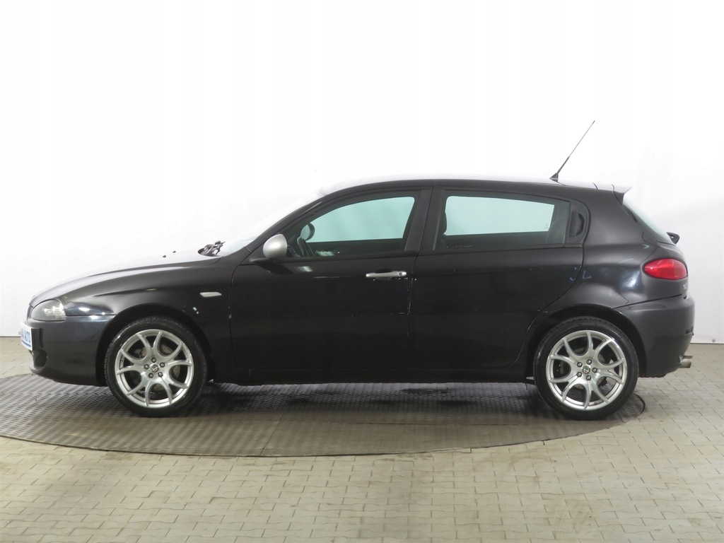 Купить Alfa Romeo 147 1.6 16V T.SPARK ECO, ГАЗ, Кондиционер: отзывы, фото, характеристики в интерне-магазине Aredi.ru