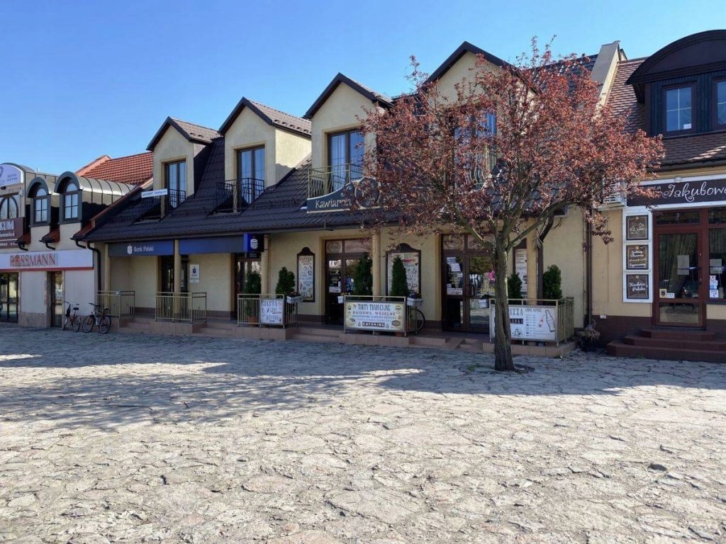 Komercyjne, Niepołomice, Niepołomice (gm.), 375 m²