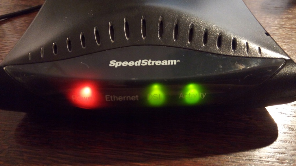 Купить ADSL-модем Siemens SpeedStream 5100: отзывы, фото, характеристики в интерне-магазине Aredi.ru