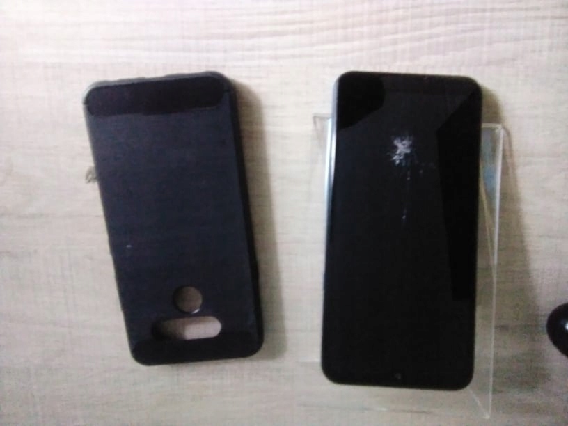 Smartfon LG Q60 3 GB / 64 GB niebieski
