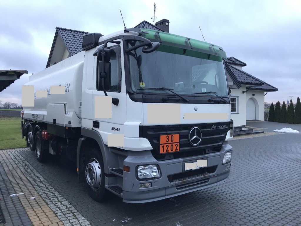 Mercedes Actros 2541 cysterna do paliw okazja 7784120240