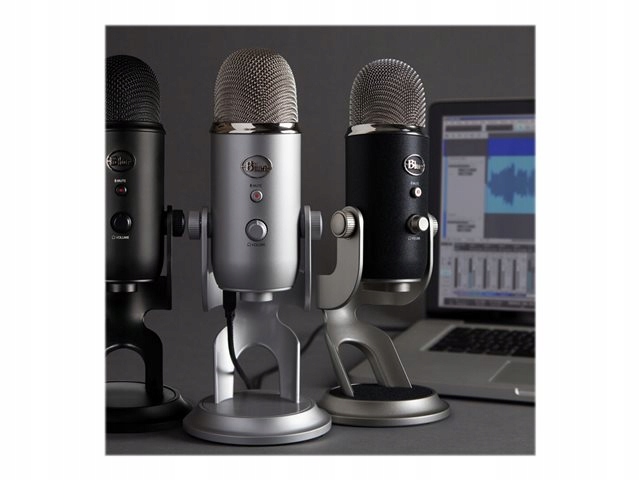 LOGITECH Blue Yeti USB Mic - SILVER