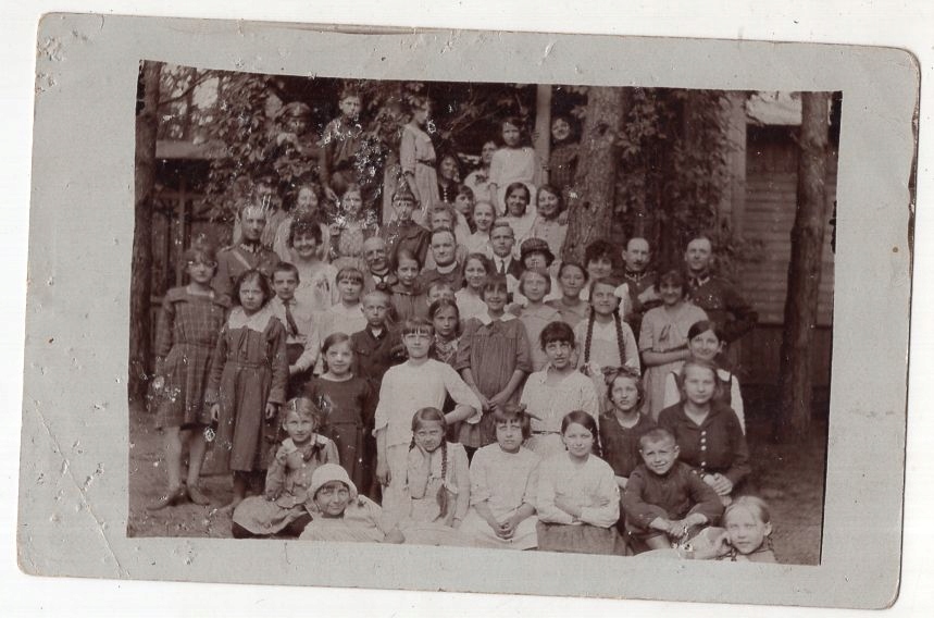 Świder k Otwock - Dzieci - Szkoła ? Obóz ? - FOTO 1921