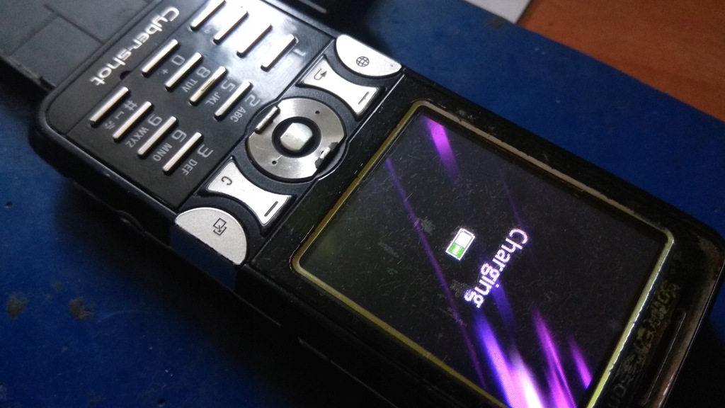 sony ericsson se k550i działa plus bez bat FV23