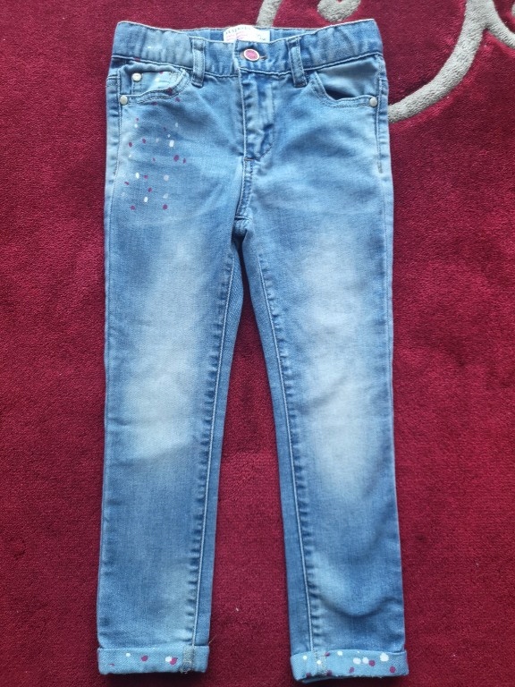Spodnie jeansy Reserved dla dziewczynki 110 cm.