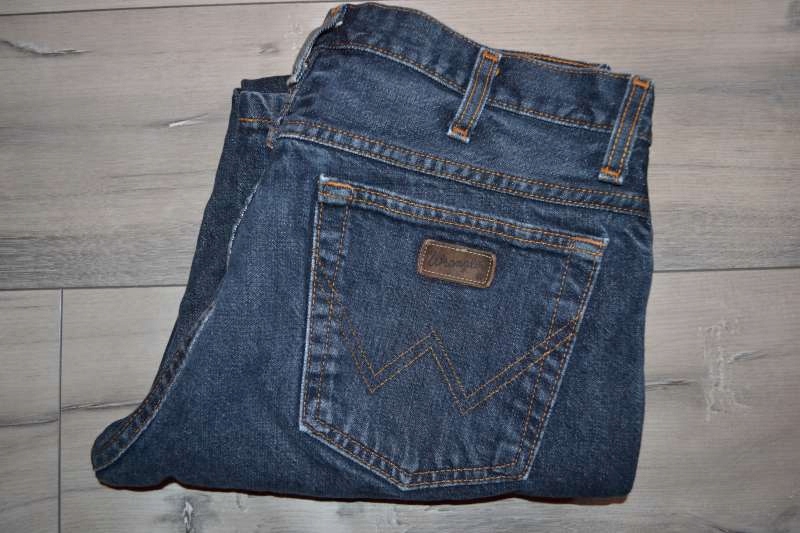 WRANGLER DAKOTA męskie spodnie jeansowe r 33/32