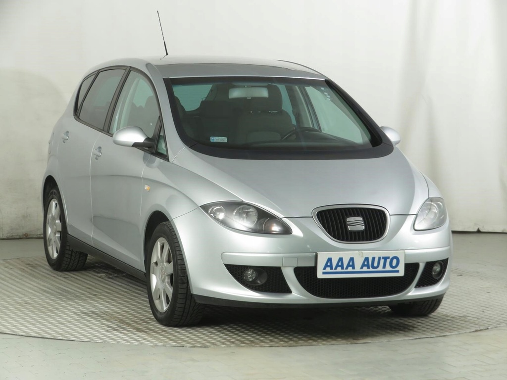 Купить Seat Altea 2.0 FSI, Климат-контроль, Круиз-контроль: отзывы, фото, характеристики в интерне-магазине Aredi.ru