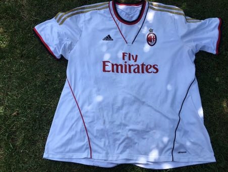 włoska koszulka piłkarska AC MILAN ADIDAS piątek