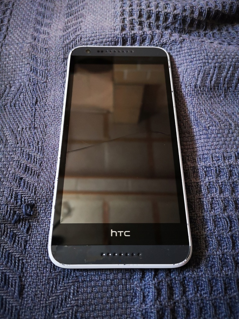 Smartfon HTC Desire 620 szary 8 GB