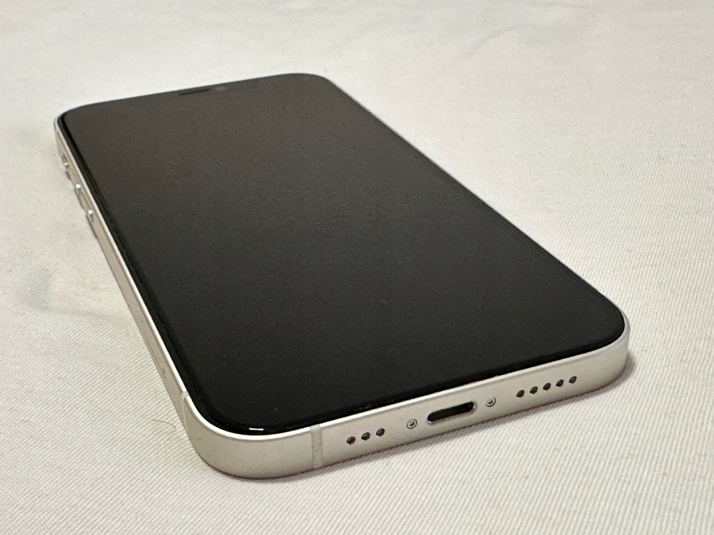 Smartfon Apple iPhone 12 4 GB / 64 GB 5G biały